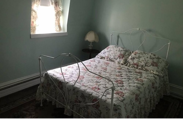 Historic Home for rent close to beautiful beach