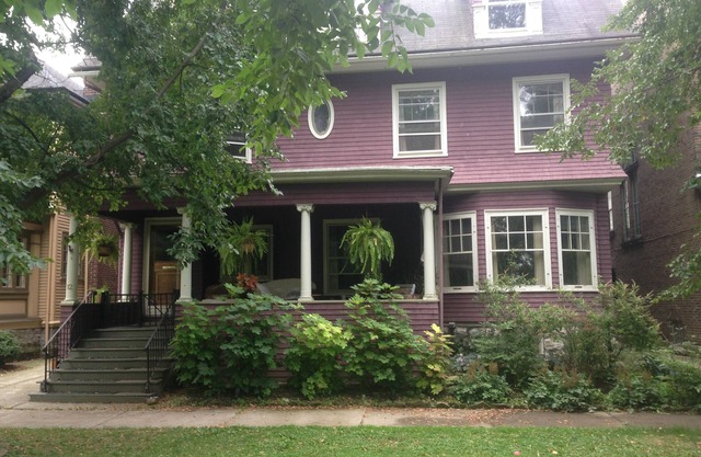 Casa histórica en el pueblo de Elmwood