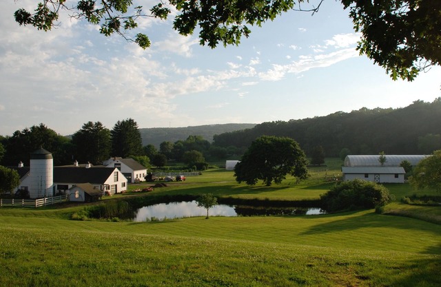 Inn histórico en una espectacular granja orgánica de 100 acres con lago y piscina privada