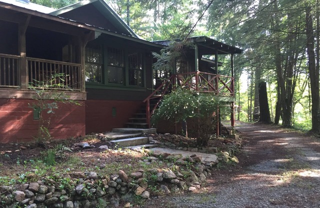 Histórico Lakemont cabaña cerca del lago Rabun - 3 hab / 2 baños