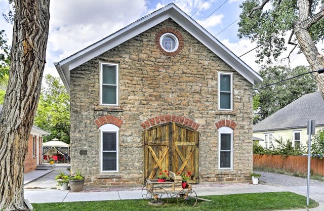 Historic Laramie Condo - 3 Blocks to Downtown and UW