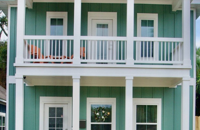 Historic Neighborhood, 14 min to beach, 6 min to downtown