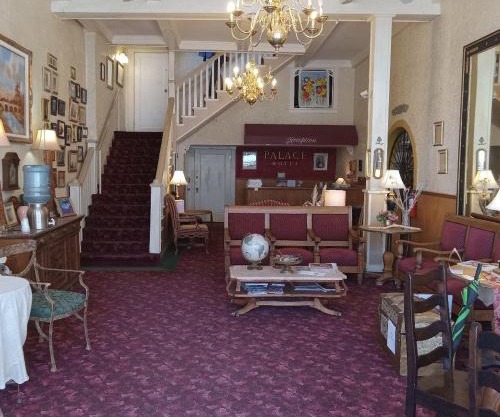 Historic Palace Hotel
