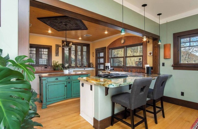 Historic Perch | Sleeps 4 | Close to Sedona