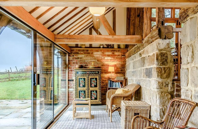 6 bedroom accommodation in Nutley