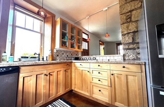 Historic Stone House + Chic Yurt in McElmo Canyon