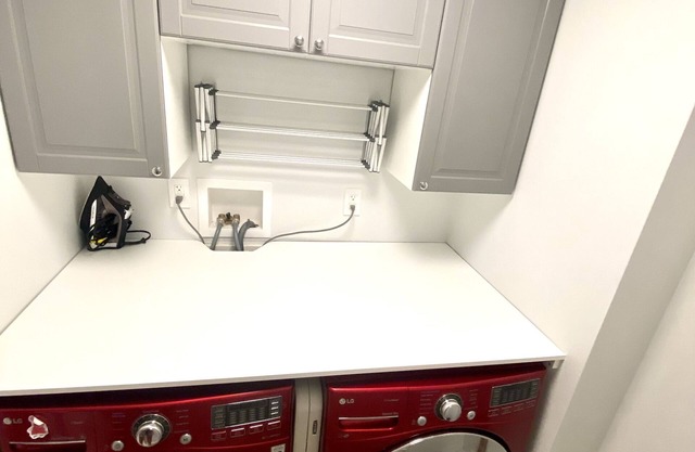 Historic Townhouse Minutes from NYC