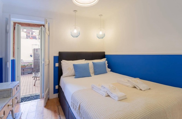 Historical Centre Terrace Aircon by LD Apartments