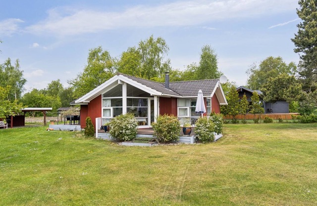 "Hjalmine" - 225m from the sea by Interhome