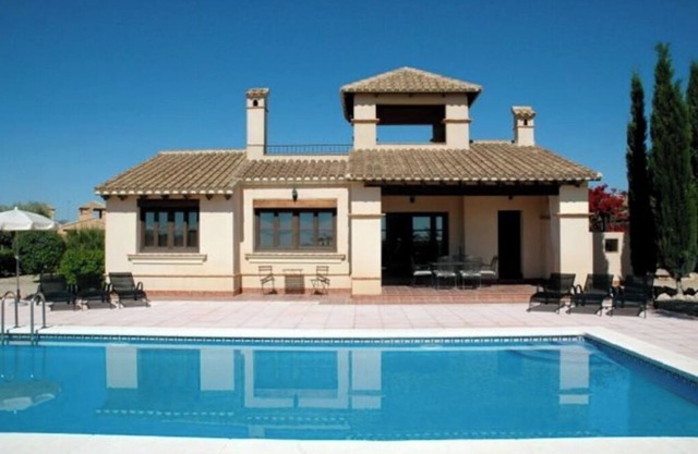 HL 001 Luxury frontline fairway villa with private pool and garden