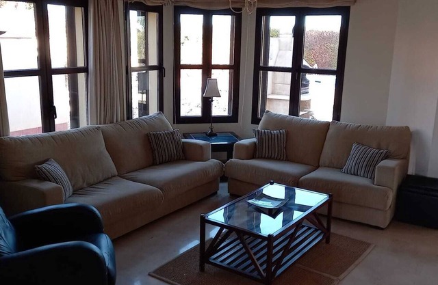 HL 002 Holiday rentals 4 Bedrooms 4 Bathroom villa with private pool