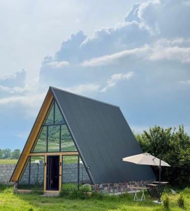 Hobardzi Guest House
