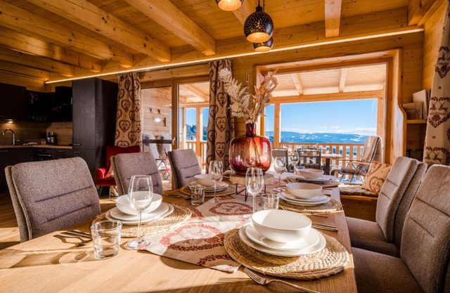 Hochleben-Chalets am Erlebnisbauernhof Steinerhof