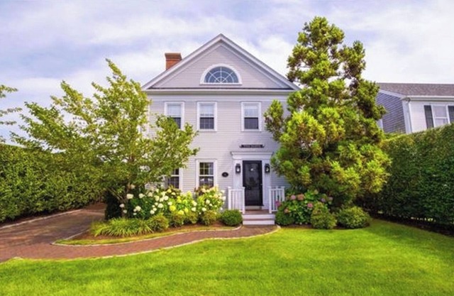 Hog Heaven-Quintessential ACK in Naushop w/ Pool & Tennis ~ Near Beaches & Town