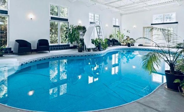 Holden Villa Retreat