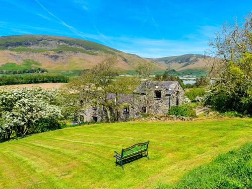 Hole House Farm