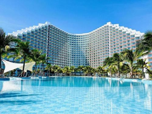 Holi Arena Cam Ranh Condo Service