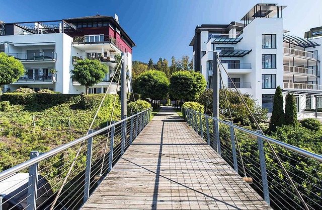 Holiday apartment with lake view