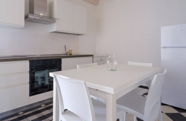 Apartamento vacacional Marina 2 con terraza descubierta, balcón y Wi-Fi