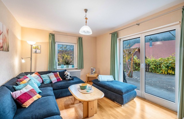 Apartamento vacacional 'Mohnblume' con vistas a la montaña, terraza privada y Wi-Fi