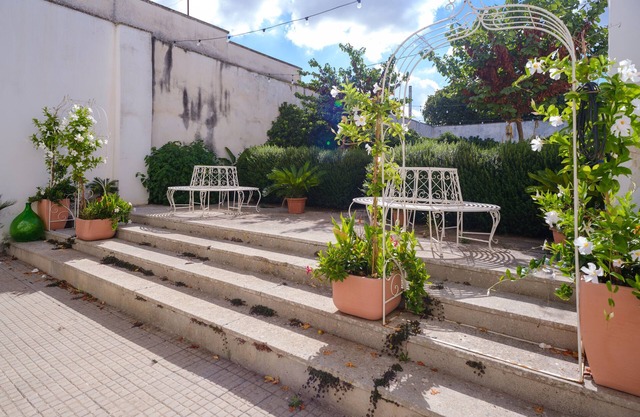Apartamento vacacional 2 - Palazzo Costantini con balcón, jardín compartido y Wi-Fi