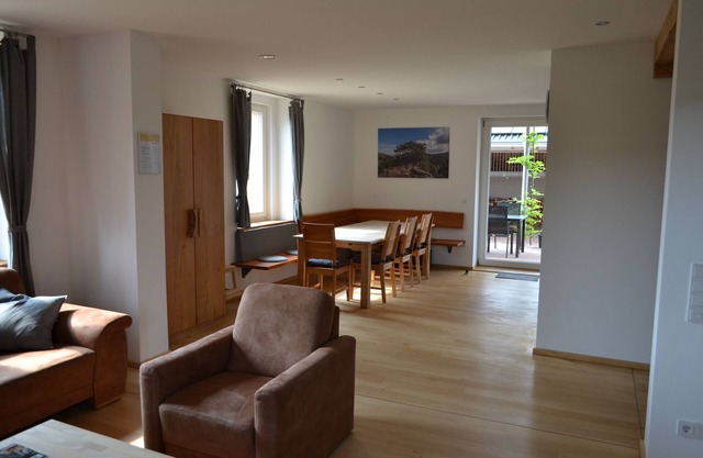 Apartamento vacacional- Cuatro estrellas en medio de la reserva de la biosfera Bosque del Palatinado/Vosgos del Norte