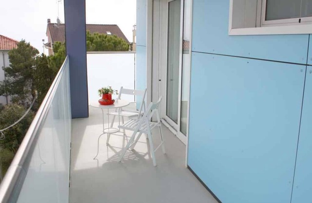 Apartamento vacacional con aire acondicionado y balcón en Lignano