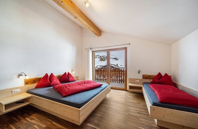 Apartamento vacacional "Edelweiss" en una granja de montaña con balcón, jardín y sauna