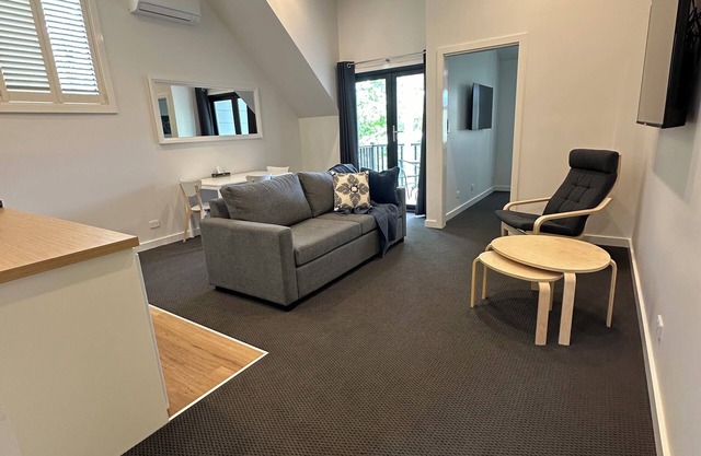 Holiday Apartment | 1 bed | Pet Friendly | Oaklands 4