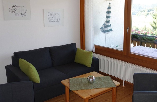 Apartamento vacacional '2, 45 m²' con vistas a la montaña, terraza comunitaria y Wi-Fi