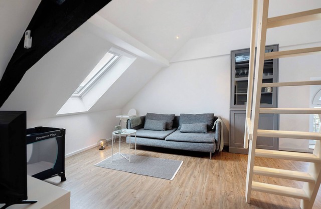 Apartamento vacacional "Adlernest Mit Weinbergblick" con vistas a la montaña y Wi-Fi