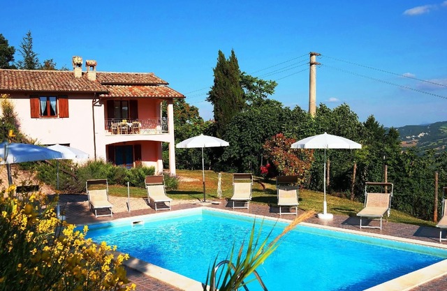 Apartamento de vacaciones Acqualagna para 1 - 8 personas con 3 dormitorios - Casa pareada
