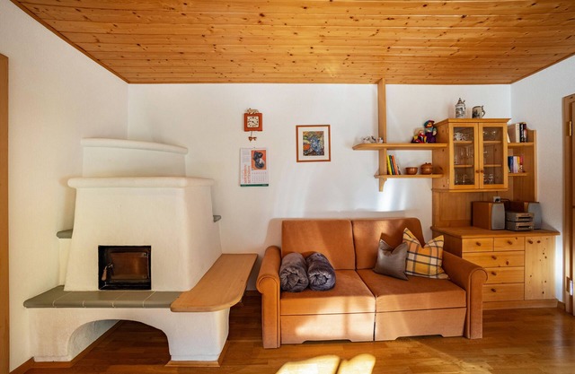 Apartamento vacacional "Adults Only Wasserfall Hegedex" con vistas a la montaña, balcón y Wi-Fi