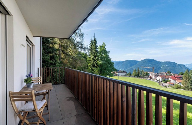 Apartamento 'Anna' con vistas a la montaña, balcón y wifi