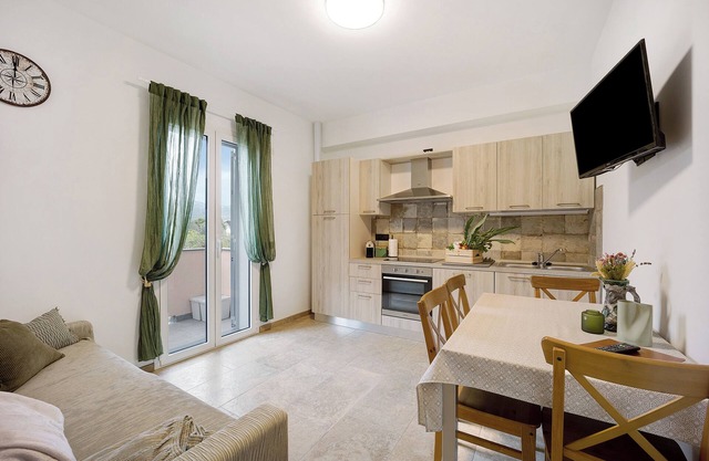 Apartamento vacacional "Antichi Ricordi - Da Angela" con balcón, piscina compartida y Wi-Fi