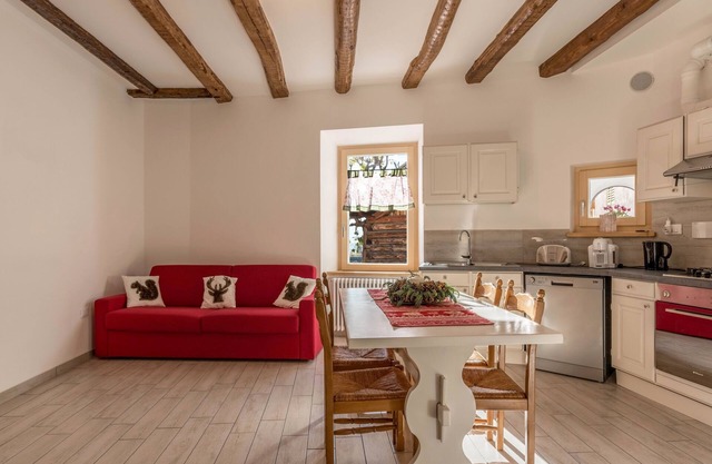 Apartamento vacacional "Casa di Ada" con vistas a la montaña y Wi-Fi