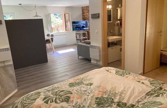 Apartamento de vacaciones St. Niklaus VS para 1 - 2 personas con 1 dormitorio - Chalet de madera