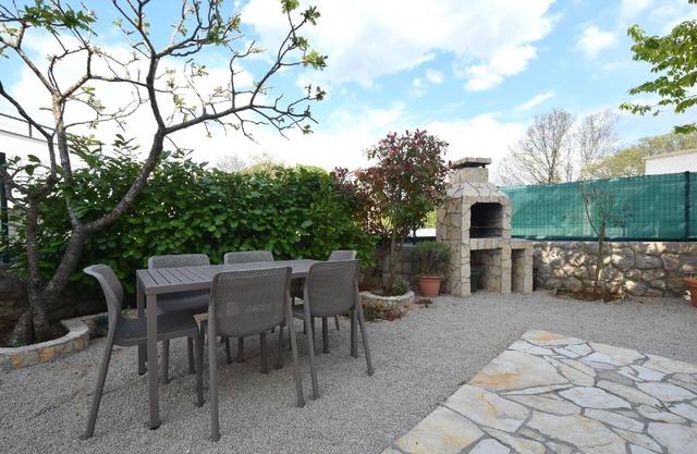 Holiday apartment Dobrinj for 1 - 2 persons - Holiday apartment