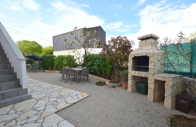 Holiday apartment Dobrinj for 1 - 2 persons - Holiday apartment