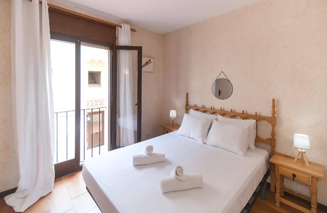 Holiday apartment Empuriabrava for 1 - 6 persons with 2 bedrooms - Holiday apartment