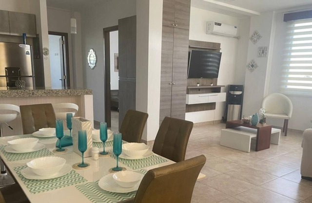 APARTAMENTO VACACIONAL PUNTA BLANCA (pocos metros del mar)