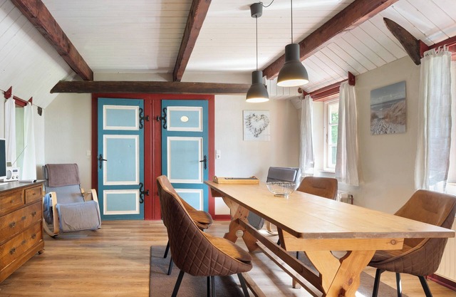 Apartamento 'Fewo 2 - Pohns Warft' con jardín compartido y Wi-Fi