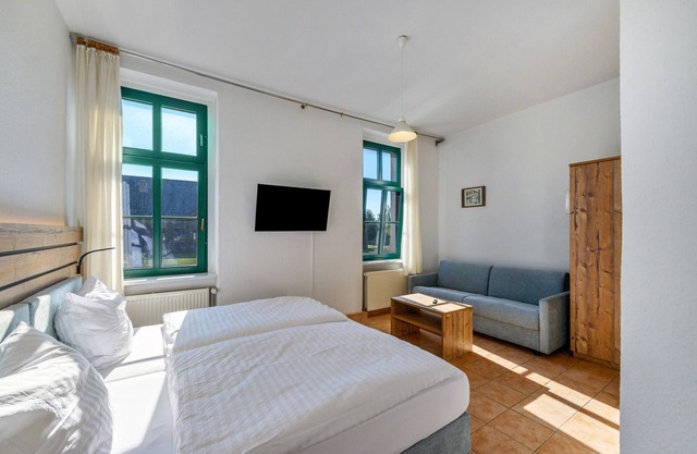 Apartamento vacacional 'Fewo E5' con jardín comunitario y WiFi
