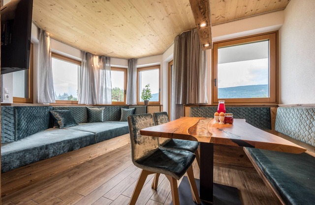Apartamento vacacional 'Forchnerhof Apt 2' con vistas a la montaña, jardín compartido y Wi-Fi