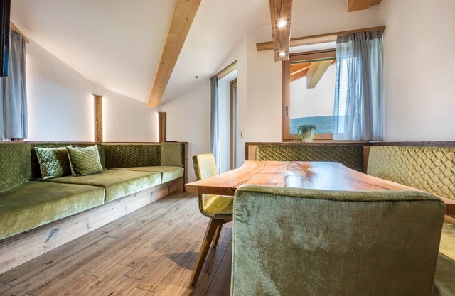 Apartamento vacacional "Forchnerhof 4" con vistas a la montaña, 2 terrazas privadas y Wi-Fi