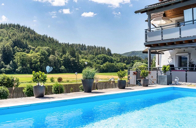 Apartamento vacacional "Geisbergblick" con vistas a la montaña, piscina compartida y Wi-Fi