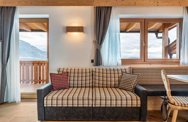 Apartamento vacacional 'Hatzes Panorama' con vistas a la montaña, balcones y Wi-Fi