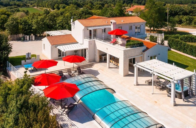 Apartamento de vacaciones Rezanci para 1 - 12 personas con 5 dormitorios - Alojamiento de alto stand