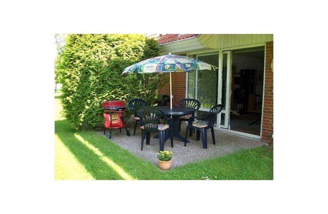 Holiday apartment in Gollendorf with terrace