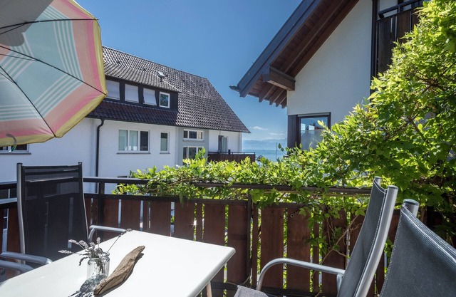 Apartamento vacacional en el "Gästehaus Heinemann" directamente en el Lago de Constanza